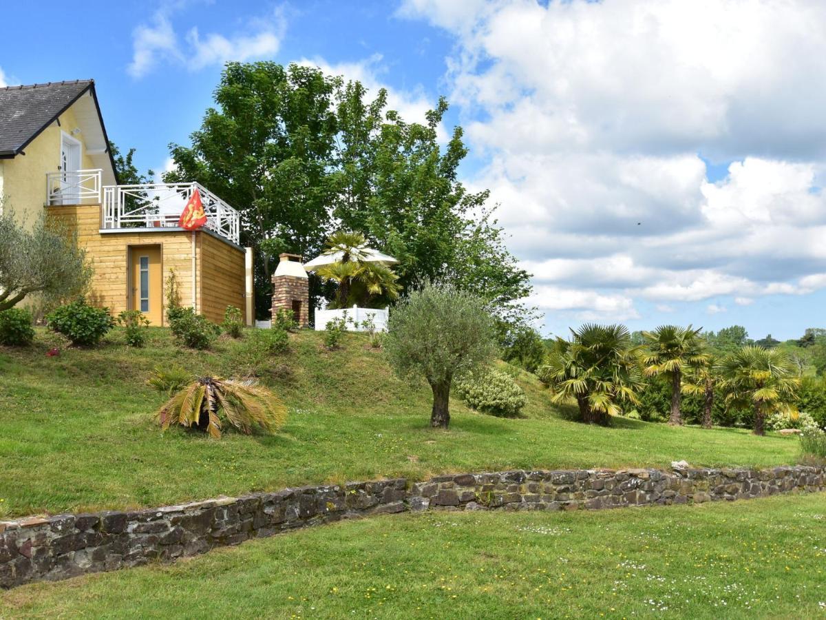 Superb Holiday Home Near The Beach Quineville ภายนอก รูปภาพ