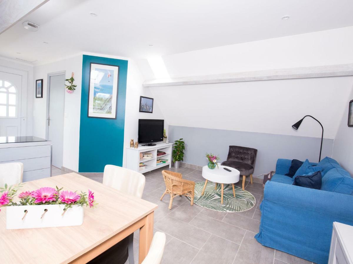 Superb Holiday Home Near The Beach Quineville ภายนอก รูปภาพ